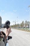 最新7月无水福利！推特优质情侣【mympet】女主身材一流，喜欢挑战各种难度人前露出，圣水遛狗调教啪啪