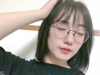 最新7月无水福利！终极露脸反差学生妹！又圆又白天然极品大奶美眉【林子祎】定制私拍，啪啪各种揉奶紫薇特写