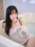 2024年6月、[NatsuX]がボディ写真の専門家であることが流出しました。中国人モデルの局部をクローズアップしたもので、彼女のピンク色で美しいマンコはとても美しいので、強くお勧めします！