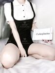 宅男女神福利！在校本科生推特S级完美身材福利姬【绮珂珂】不雅私拍，天然圆润巨乳紫薇潮吹喷水