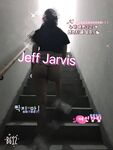 最新7月無水首發福利！推特極品OL風氣質御姐【Jeff_Jarvis】紫薇露出啪啪記錄，浴室貼門後入奶子都壓變形了