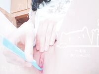 白くて優しくて純粋なロリっ子「九尾猫」