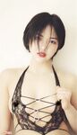 Isang magandang binibini na fitness trainer sa Shanghai ang handang magkaroon ng 3P facial cum at oral sex sa isang makapangyarihang lalaki para sa pera~ipinapakita ang kanyang makulay na buhay