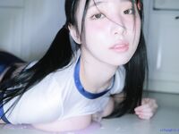 火爆顶级嫩模！西八国天然巨乳女神【YeonWoo】重磅150美金作品——Slime史莱姆粘液