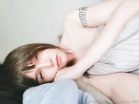 长得像孙燕姿的新加坡E杯混血纹身女神「Ada822」OF大尺度露脸私拍激情撩骚自慰男女通吃