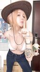 长得像孙燕姿的新加坡E杯混血纹身女神「Ada822」OF大尺度露脸私拍激情撩骚自慰男女通吃