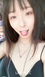 2024 년 대만 교정기 미인 [RayRay Rui Rui]는 슈퍼마켓에서 큰 가슴을 노출하고 양면 3P 섹스를하며 거의 얼굴을 보이지 않는 혜택을 트윗했습니다.