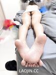 2024 년 대만 교정기 미인 [RayRay Rui Rui]는 슈퍼마켓에서 큰 가슴을 노출하고 양면 3P 섹스를하며 거의 얼굴을 보이지 않는 혜택을 트윗했습니다.