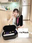 2024 년 대만 교정기 미인 [RayRay Rui Rui]는 슈퍼마켓에서 큰 가슴을 노출하고 양면 3P 섹스를하며 거의 얼굴을 보이지 않는 혜택을 트윗했습니다.