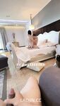 2024 년 대만 교정기 미인 [RayRay Rui Rui]는 슈퍼마켓에서 큰 가슴을 노출하고 양면 3P 섹스를하며 거의 얼굴을 보이지 않는 혜택을 트윗했습니다.