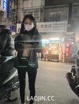 2024 년 대만 교정기 미인 [RayRay Rui Rui]는 슈퍼마켓에서 큰 가슴을 노출하고 양면 3P 섹스를하며 거의 얼굴을 보이지 않는 혜택을 트윗했습니다.
