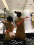 2024 년 대만 교정기 미인 [RayRay Rui Rui]는 슈퍼마켓에서 큰 가슴을 노출하고 양면 3P 섹스를하며 거의 얼굴을 보이지 않는 혜택을 트윗했습니다.