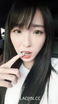 2024 년 대만 교정기 미인 [RayRay Rui Rui]는 슈퍼마켓에서 큰 가슴을 노출하고 양면 3P 섹스를하며 거의 얼굴을 보이지 않는 혜택을 트윗했습니다.