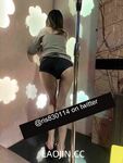 2024 년 대만 교정기 미인 [RayRay Rui Rui]는 슈퍼마켓에서 큰 가슴을 노출하고 양면 3P 섹스를하며 거의 얼굴을 보이지 않는 혜택을 트윗했습니다.