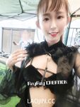2024 년 대만 교정기 미인 [RayRay Rui Rui]는 슈퍼마켓에서 큰 가슴을 노출하고 양면 3P 섹스를하며 거의 얼굴을 보이지 않는 혜택을 트윗했습니다.