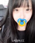 2024 년 대만 교정기 미인 [RayRay Rui Rui]는 슈퍼마켓에서 큰 가슴을 노출하고 양면 3P 섹스를하며 거의 얼굴을 보이지 않는 혜택을 트윗했습니다.