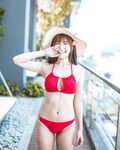 马来西亚超人气网红电竞女神「mspuiyi」OF大尺度露脸私拍身材爆炸模特淫乱百合趴