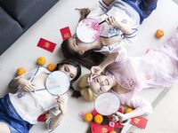 马来西亚超人气网红电竞女神「mspuiyi」OF大尺度露脸私拍身材爆炸模特淫乱百合趴