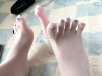 สาวน้อยผู้ไร้เดียงสาคล้ายมนุษย์ "Band-Aid" เป็นโลลิตัวน้อยที่น่ารักตามกฎหมายพร้อมเสียงน่ารักและร่างกายที่นุ่มนวลที่กดลงได้ง่าย หีอันอ่อนโยนของเสือขาวนั้นมีสีชมพู อ่อนโยน และแน่นจนเพียงแค่มอง คุณต้องการที่จะถูกรุกราน