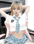 越南阿黑颜OF网红博主「yuumeilyn」私拍合集【第一弹】