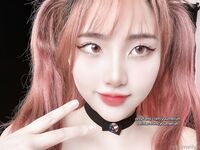 越南阿黑颜OF网红博主「yuumeilyn」私拍合集【第一弹】