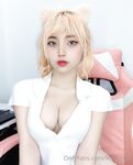 越南阿黑颜OF网红博主「yuumeilyn」私拍合集【第一弹】