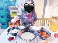 2024년 청두의 미모 커플 [루토루토-커플]은 아내 바꾸기를 좋아하는 아름답고 아름다운 아가씨입니다. 그녀는 하얀 피부와 얇은 허리를 가지고 있지만 여전히 찐빵입니다. 보다.