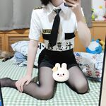 เด็กสาวโลลิที่ตัดกัน "Little Bunny Juice" เผยโฉมเสือขาวที่สะอาดและอ่อนโยน