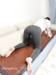 极品乱伦真实小姨和外甥通奸【xiaoyima888】7月最新，扒开小姨性感的蚕丝内裤无套输出内射，户外撒尿对白刺激！