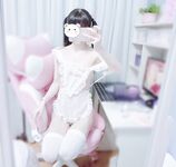 매우 부드럽고 사랑스러운 작은 로리 "Lihua Xue"는 몸집이 작고 하얗고 부드러운 몸매를 가지고있어 매우 매력적입니다! 겉으로는 귀여워 보이는 귀여운 소녀는 핑크색 가슴을 가진 보지와 인간 모양의 작은 암캐를 가진 비밀리에 작은 창녀입니다.