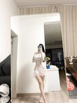 The heavy-hitting micro-circle celebrity with big breasts and fat ass [Innocent Xiaochu] VIP threshold view worth 10,000 yuan, Ziwei has sex in the car and shakes, making men unable to stop