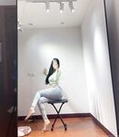 The heavy-hitting micro-circle celebrity with big breasts and fat ass [Innocent Xiaochu] VIP threshold view worth 10,000 yuan, Ziwei has sex in the car and shakes, making men unable to stop