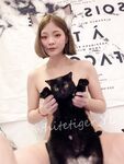 推特清纯极品露脸小母狗【whitetiger_YL】订阅，露出道具调教啪啪3P内射喝圣水花样繁多