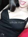 推特清纯极品露脸小母狗【whitetiger_YL】订阅，露出道具调教啪啪3P内射喝圣水花样繁多