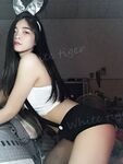 推特清纯极品露脸小母狗【whitetiger_YL】订阅，露出道具调教啪啪3P内射喝圣水花样繁多