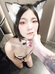 推特清纯极品露脸小母狗【whitetiger_YL】订阅，露出道具调教啪啪3P内射喝圣水花样繁多