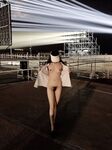淫盪反差性感女神『退役魔法少女』露出 3P 野戰潮噴，窮人高高在上的女神 富人的肉便器玩具，外表多清純靚麗私下就多反差