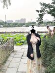 淫盪反差性感女神『退役魔法少女』露出 3P 野戰潮噴，窮人高高在上的女神 富人的肉便器玩具，外表多清純靚麗私下就多反差