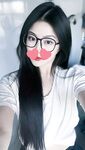 穷人女神富人玩物，顶级性感外围女神『猫小七喷泉』一龙戏二凤？还是水晶配蝴蝶～喷了一地看着自己的投屏好骚