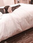 Twitter 91 最高の寝取られ・浮気カップル【szmushock】定期購読特典、3P独身男がセックス、妻は黙って一人オナニー