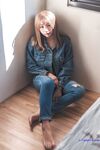 最新8月流出，推特八字大奶露脸反差婊【Emma18Y】高价订阅福利，勇闯有人男厕景区超市露出道具紫薇野战啪啪