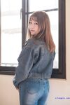 最新8月流出，推特八字大奶露脸反差婊【Emma18Y】高价订阅福利，勇闯有人男厕景区超市露出道具紫薇野战啪啪