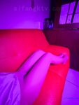 最新8月流出，推特八字大奶露脸反差婊【Emma18Y】高价订阅福利，勇闯有人男厕景区超市露出道具紫薇野战啪啪