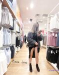 最新8月流出，推特八字大奶露脸反差婊【Emma18Y】高价订阅福利，勇闯有人男厕景区超市露出道具紫薇野战啪啪
