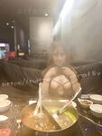 最新8月流出，推特八字大奶露脸反差婊【Emma18Y】高价订阅福利，勇闯有人男厕景区超市露出道具紫薇野战啪啪