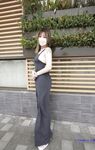 最新8月流出，推特八字大奶露脸反差婊【Emma18Y】高价订阅福利，勇闯有人男厕景区超市露出道具紫薇野战啪啪