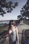 最新8月流出，推特八字大奶露脸反差婊【Emma18Y】高价订阅福利，勇闯有人男厕景区超市露出道具紫薇野战啪啪