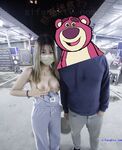 最新8月流出，推特八字大奶露脸反差婊【Emma18Y】高价订阅福利，勇闯有人男厕景区超市露出道具紫薇野战啪啪
