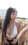 最新8月流出，推特八字大奶露脸反差婊【Emma18Y】高价订阅福利，勇闯有人男厕景区超市露出道具紫薇野战啪啪