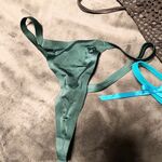 性感反差白富美女神『leggybabenb』领导故意把男友派去出差然后来家里玩，听说男友喜欢打我屁股就一直使劲打，叫声诱人